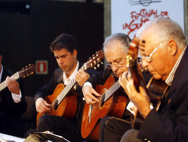 Concierto del cuarteto Los Romero en el Gran Teatro.

Foto: Jose Martinez/Alvaro Carmona