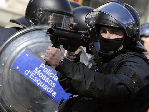 Carga de los Mossos d'esquadra.

Foto: AFP Photo