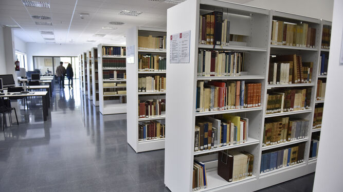 Interior de la nueva biblioteca.