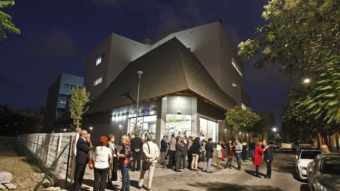 El exterior del Centro Documental José Luis Cano, el día de su inauguración en 2014.