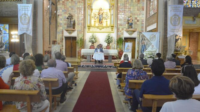 Manuel Muñoz ofrece su conferencia en la Iglesia María Auxiliadora.