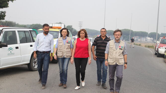 Susana Díaz, acompañada de Rosa Aguilar, José Fiscal e Ignacio Caraballo a su llegada a la zona de control.