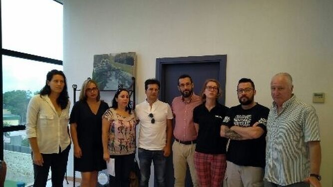 Los antitaurinos, con Juan Franco, Susana González y Helenio Fernández.