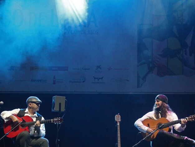 El Amir, Jos&eacute; Mar&iacute;a Bandera y Arc&aacute;ngel, en el IV Encuentro de Guitarra Paco de Luc&iacute;a