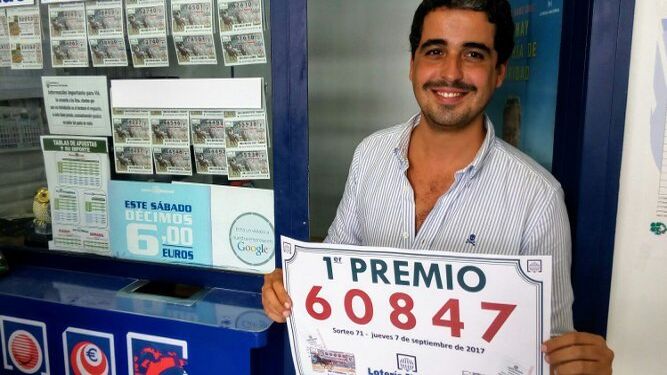 Jesús Ruiz, el administrador de loterías que ha vendido el primer premio en Sanlúcar.