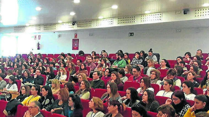 Numeroso público en las jornadas educativas celebradas en Puerto Real.