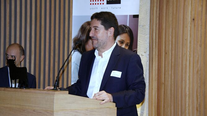 Pablo Zimmermann, responsable del Proyecto Coach, durante su intervención de ayer en la Fundación Osborne.