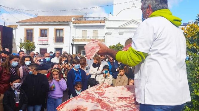 Una edición anterior de la Feria de la Matanza del Cerdo, en Algar.