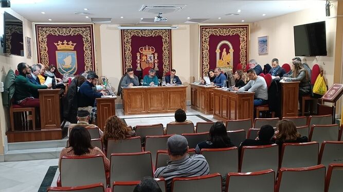 Pleno en el  Ayuntamiento de Coria  del  Río en una imagen de archivo.