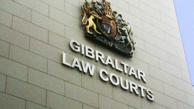 Fachada de la Corte de Magistrados de Gibraltar.