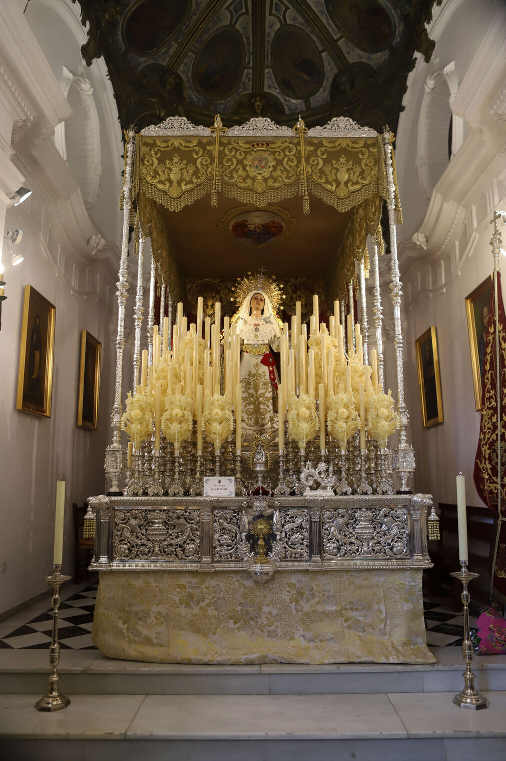 Fotos de los preparativos de la Semana Santa en Algeciras