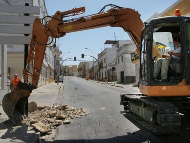 Caos en la zona centro sur de Jerez por las obras de Ronda Muleros