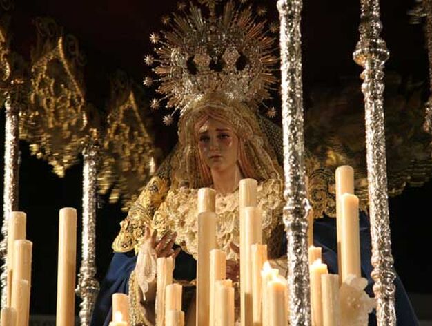 La Virgen del Rosario de Tarifa, conocida popularmente como 'La Charito'

Foto: J.M.Q./Shus Teran/Erasmo Fenoy/Paco Guerrero