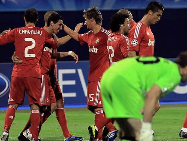 El Real Madrid venci&oacute; con un tanto de Di Mar&iacute;a al Dinamo de Zagreb en su debut en Liga de Campeones.

Foto: AFP