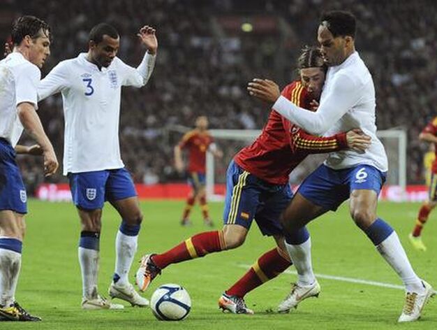 Espa&ntilde;a cae ante Inglaterra en un amistoso en Wembley (1-0). / EFE