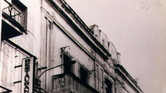 La fachada del Círculo Mercantil, en 1921.