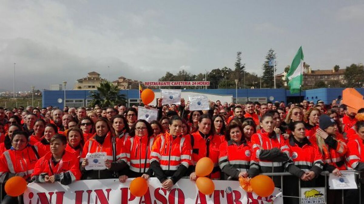 Estibadores del mundo muestran su  apoyo a los españoles en Algeciras