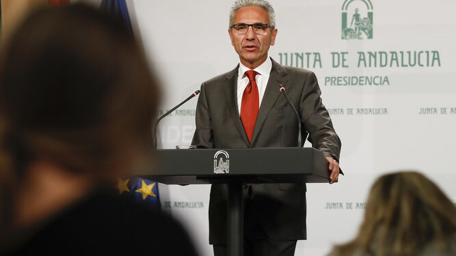 El portavoz del Gobierno andaluz, Miguel Ángel Vázquez, ayer.