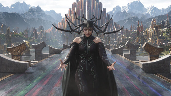 Cate Blanchett interpreta a Hela, diosa de la muerte en 'Thor: Ragnarok'.