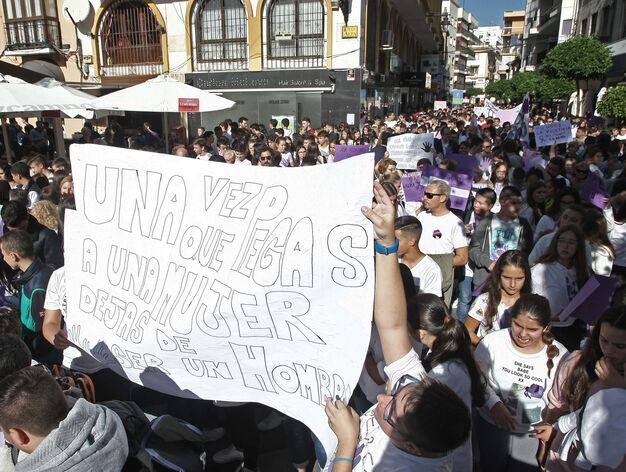 Manifestaci&oacute;n contra la violencia de g&eacute;nero en Algeciras