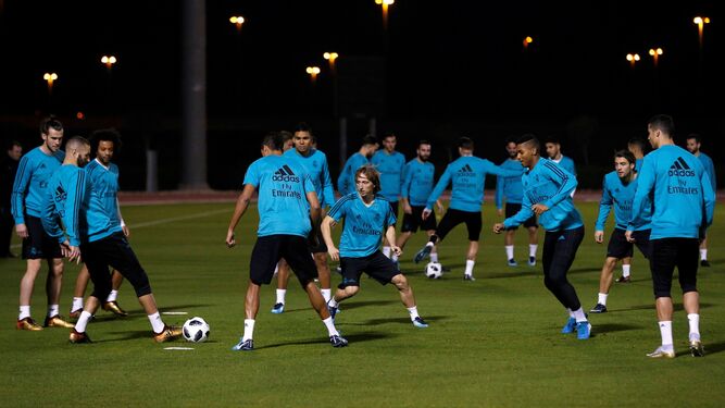 Los jugadores del Madrid en el entrenamiento
