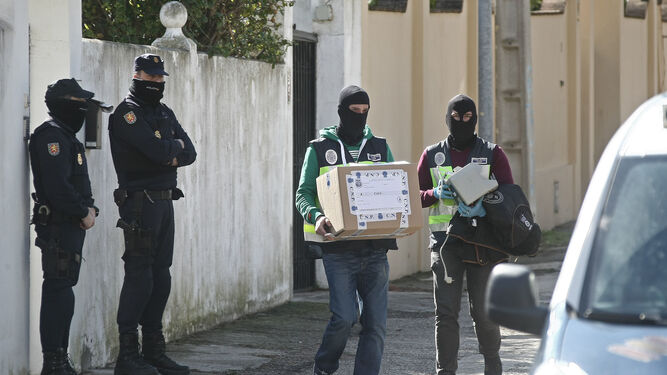 Imágenes de la macrooperación de Policía Nacional en Algeciras