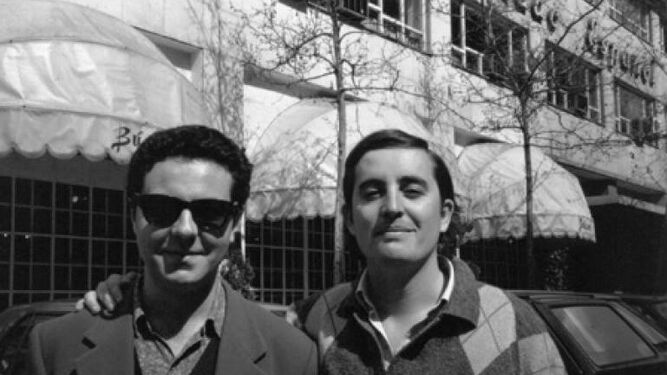 Benítez Reyes y García Montero en Madrid, en 1996.