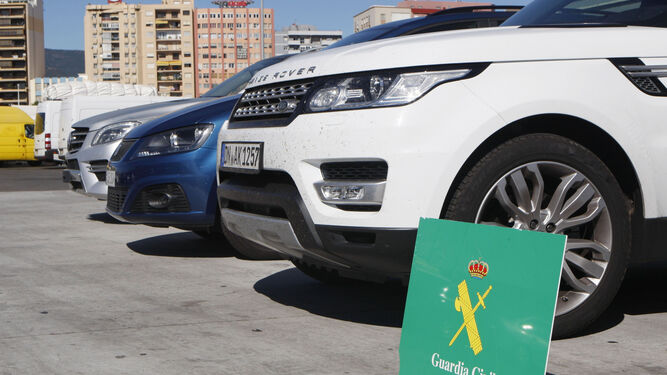 Algunos vehículos intervenidos por la Guardia Civil de la Comandancia de Algeciras.