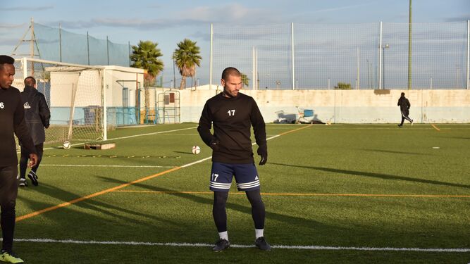 Sergio Molina, durante un entrenamiento en los campos de la Ciudad Deportiva.