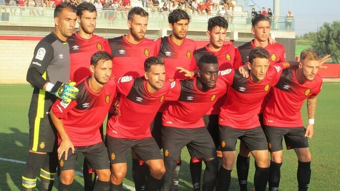 Una formación del Real Mallorca la pasada temporada.