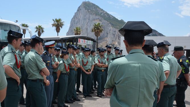 La Academia de Oficiales de la Guardia Civil visita el Campo de Gibraltar