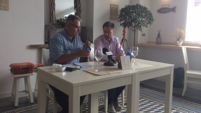 Carlos Venturini y Julio Crespo exponen el proyecto de prospecciones de gas en Tarifa