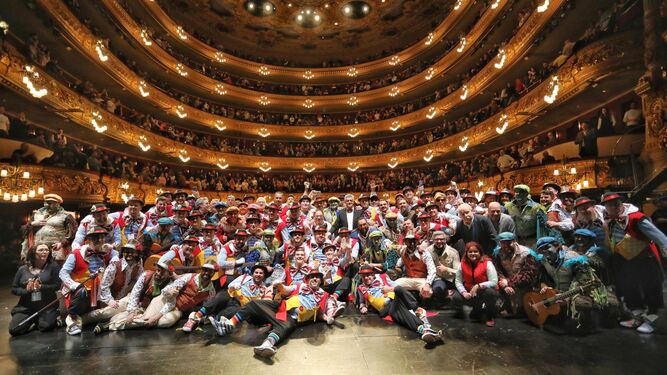En la imagen, varios grupos punteros gaditanos tras su actuación en el Liceo de Barcelona la pasada primavera.
