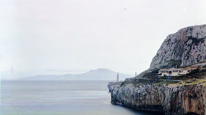 Los primeros espa&ntilde;oles fotografiados en color fueron retratados en Gibraltar