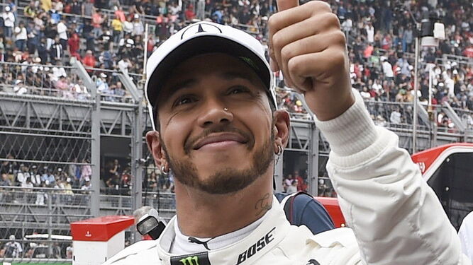Lewis Hamilton suma su quinto campeonato del mundo para igualar a Fangio
