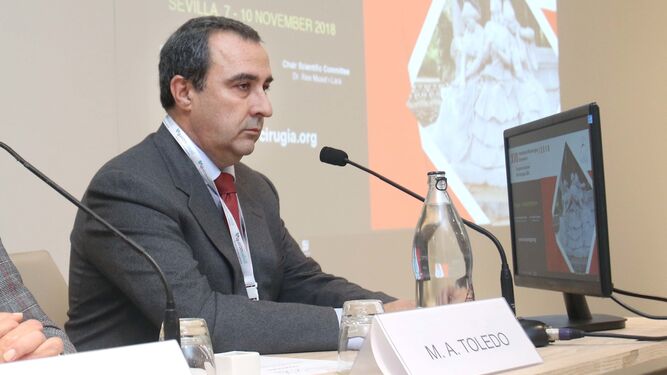 El jefe de servicio de Traumatología en Quirónsalud Campo de Gibraltar, Miguel Ángel Toledo.