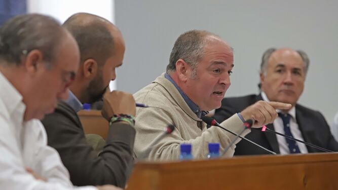 El alcalde barreño, Jorge Romero, durante una intervención en el Pleno de la Mancomunidad.