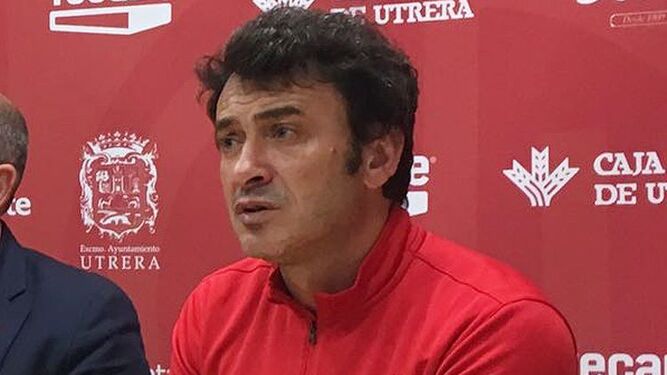 Jesús Galván, entrenador del CD Utrera