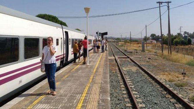Uno de los trenes Altaria que hace el recorrido entre Algeciras y Madrid.