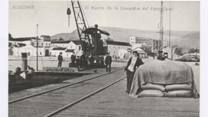 El muelle de la compañía del ferrocarril, en el Puerto de Algeciras