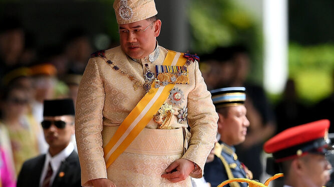 Muhammad V, hasta ahora rey de Malasia