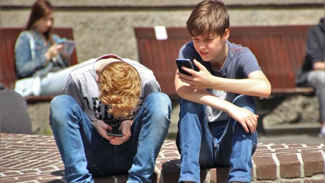 Uno de cada cuatro niños menores de diez años usa dispositivos con conexión a Internet