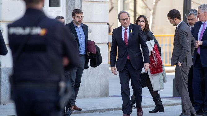 El presidente de la Generalitat, Quim Torra, a su regreso este martes al Tribunal Supremo tras el receso para comer de la primera sesión del juicio del 'procés'.