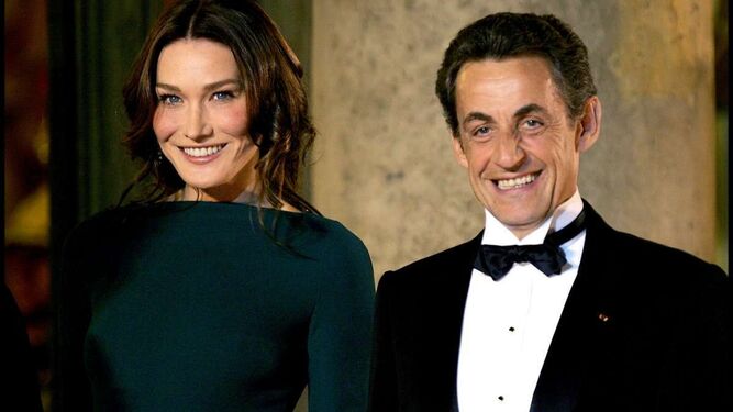 Carla Bruni y el ex presidente de Francia Nicolas Sarkozy.