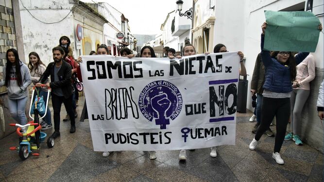 imagens manifestacion D&iacute;a de la Mujer en Los Barrios