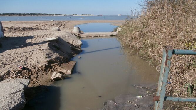Los vertidos que denuncian los ecologistas se están produciendo en los arroyos del Salto del Grillo y de San Juan.
