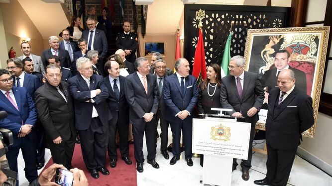Las autoridades que han participado en la reinauguración del Consulado de Marruecos