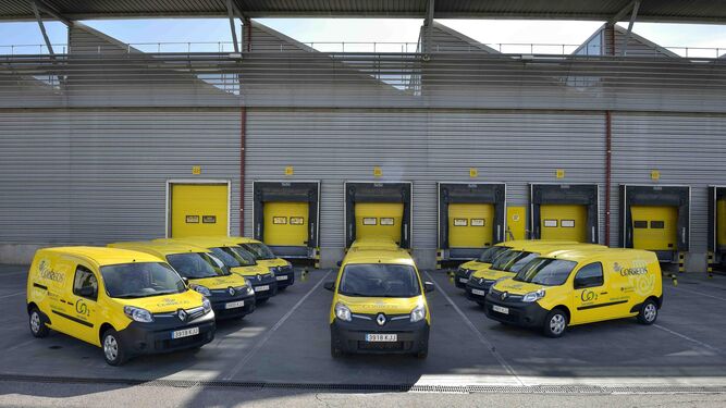 Correos mantiene su apuesta por el diésel con la compra de 300 nuevas furgonetas