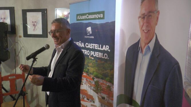 Juan Casanova (IU) durante la presentación de su candidatura.
