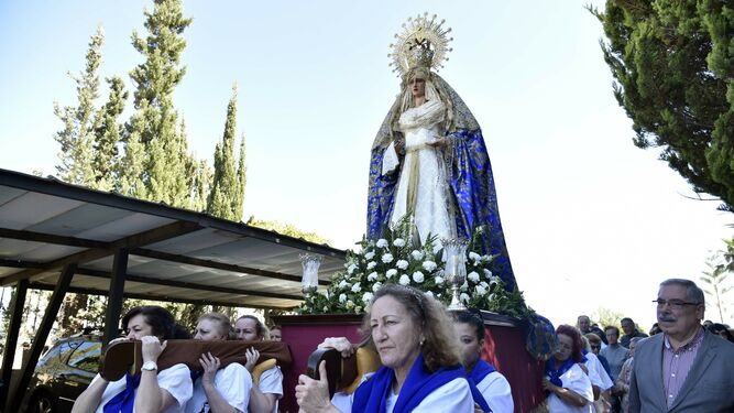Viernes de Dolores en Algeciras: Via Crucis del Asilo de San Jos&eacute;